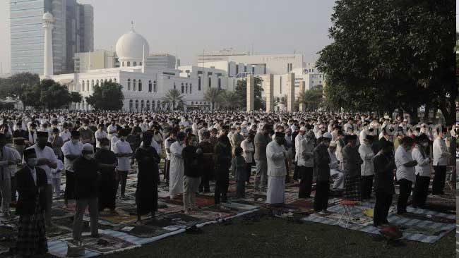 Amalan Sebelum dan Sesudah Melaksanakan Sholat Idul Fitri